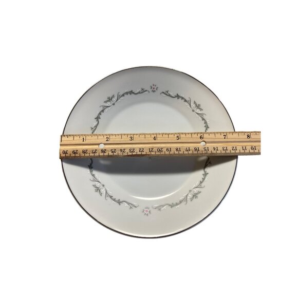 Signature Collection 7.5" Salad Plate Petite Bouquet Floral Fine China Japan - Picture 4 of 6